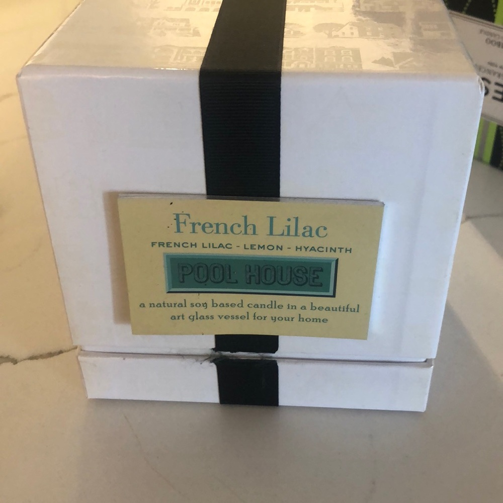 Pool house candle